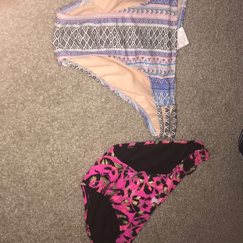 Bathing suit bottoms
